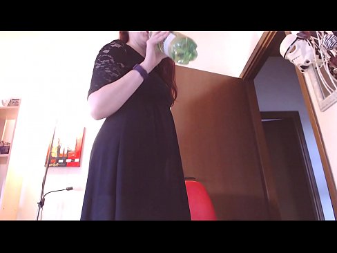 ❤️ Pokorna sužnja, ki obožuje umazane in sočne spodnjice, je po ogledu tega videa prisiljena masturbirati! ❤ Slute na sl.hentaiser.ru ❌